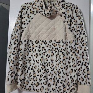 Fleece leopard print snap pullover - small